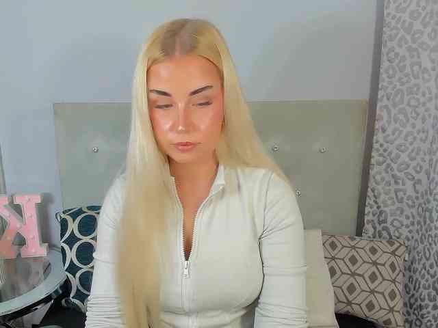KristyAngel webcam