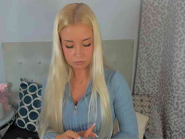 KristyAngel webcam