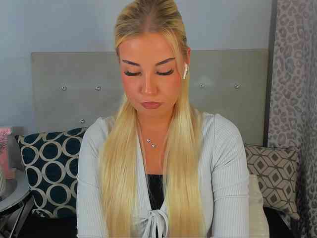 KristyAngel webcam