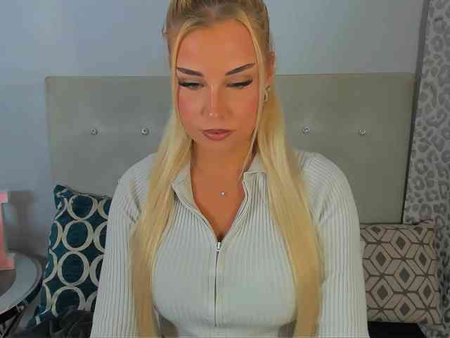 KristyAngel webcam