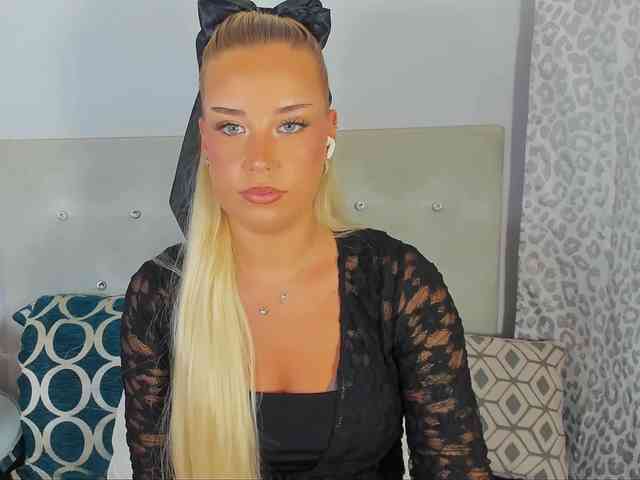 Model: KristyAngel
