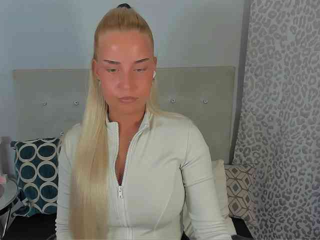 KristyAngel webcam