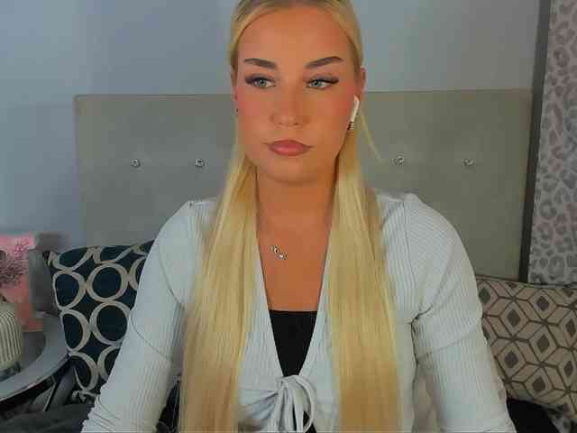 KristyAngel webcam
