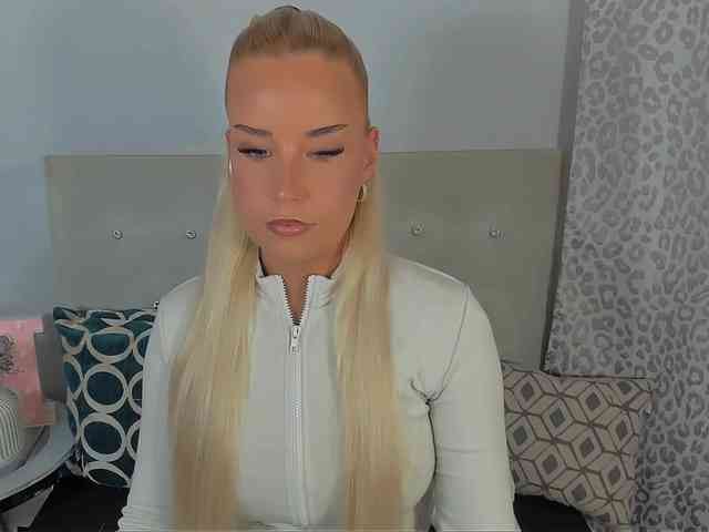 KristyAngel webcam