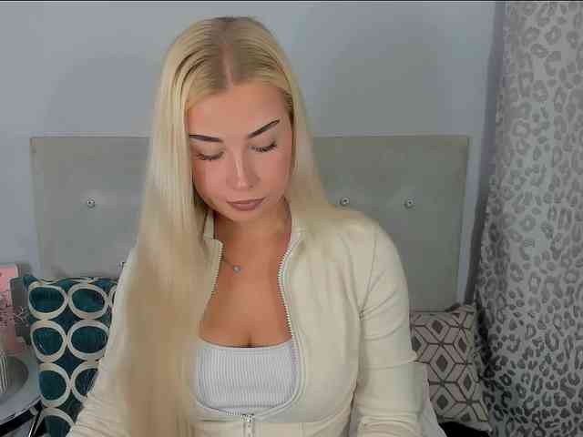 KristyAngel webcam