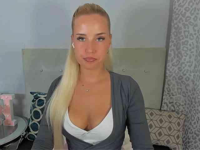 KristyAngel webcam