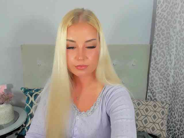 KristyAngel webcam
