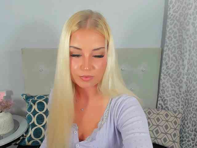 KristyAngel webcam