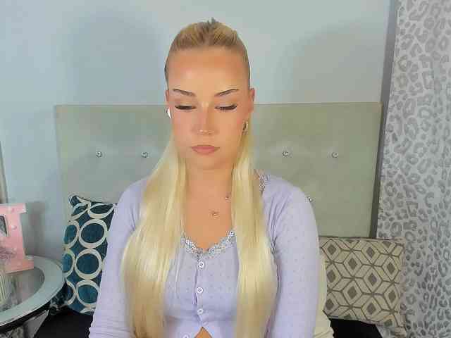 KristyAngel webcam