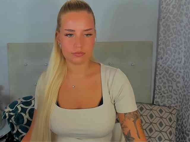 KristyAngel webcam