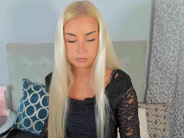 Model: KristyAngel