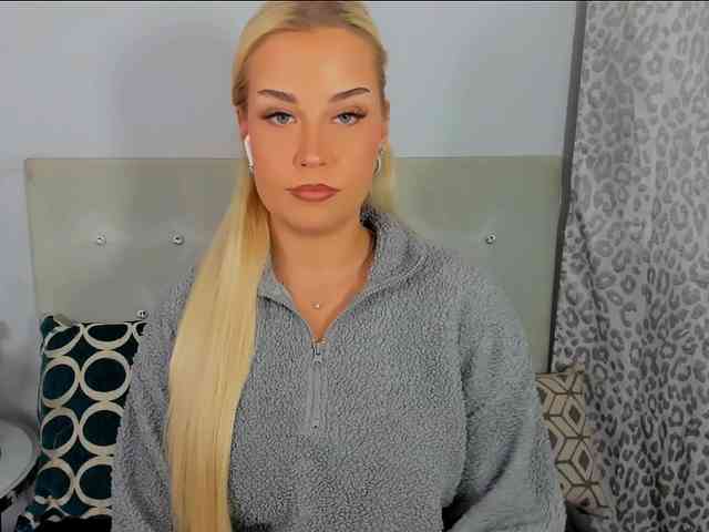 KristyAngel webcam