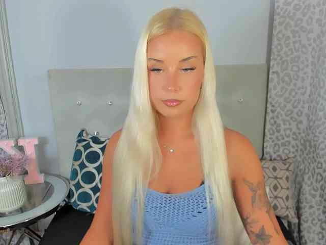 KristyAngel webcam