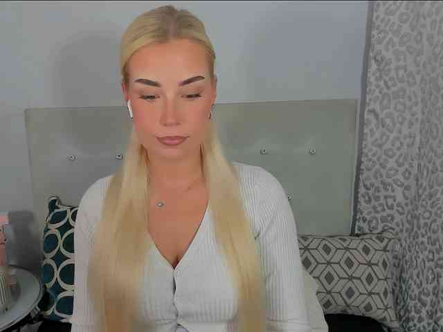 KristyAngel webcam