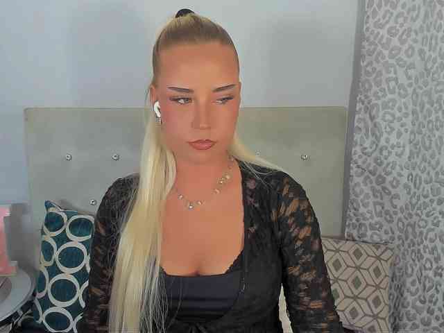 KristyAngel webcam