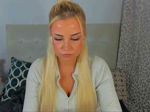 KristyAngel webcam