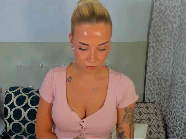 KristyAngel webcam