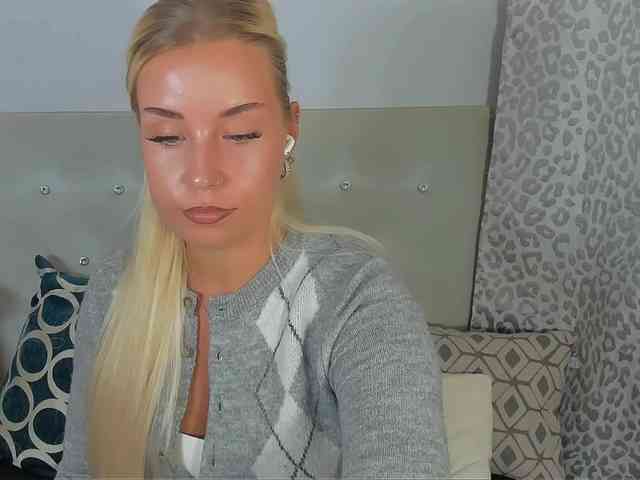 KristyAngel webcam