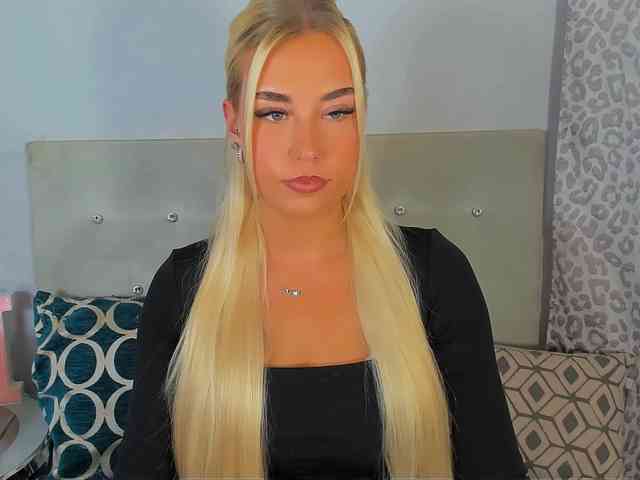 KristyAngel webcam