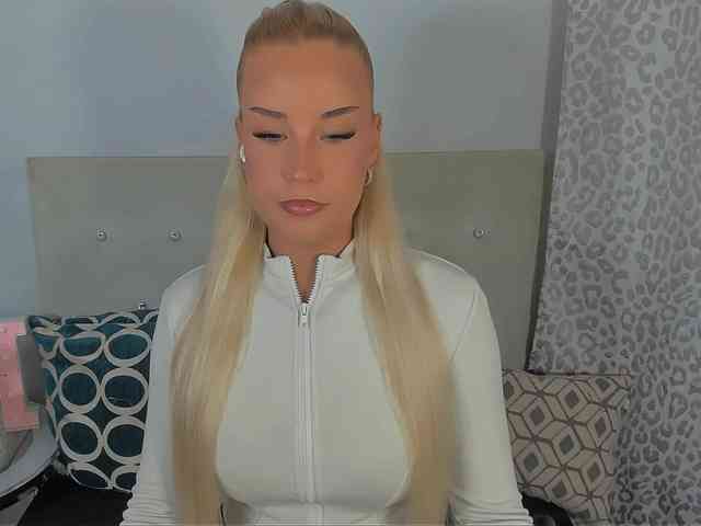 KristyAngel webcam