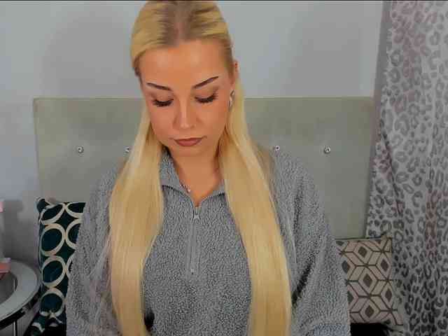 KristyAngel webcam
