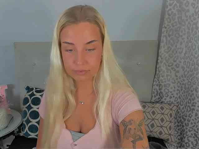 KristyAngel webcam