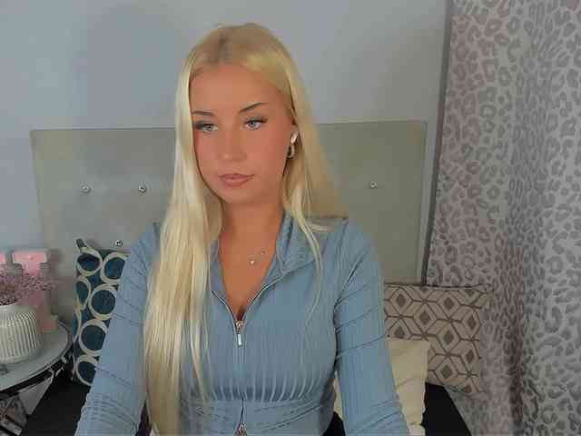KristyAngel webcam