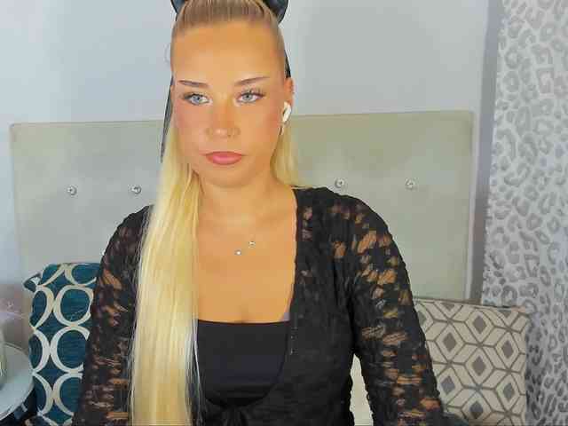 KristyAngel webcam