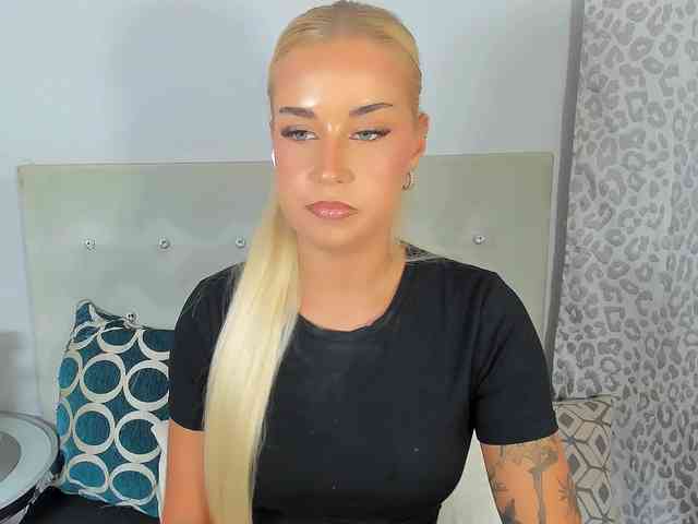 KristyAngel webcam