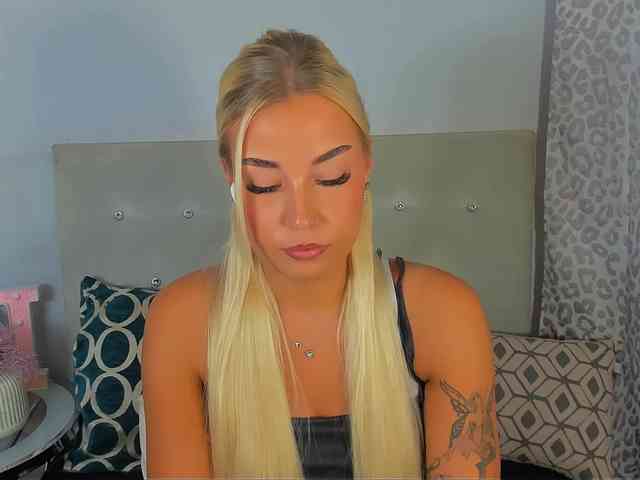 KristyAngel webcam