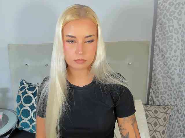 KristyAngel webcam