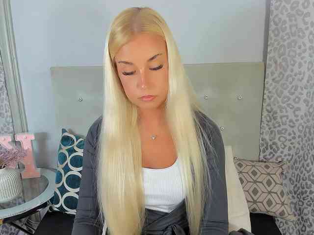KristyAngel webcam