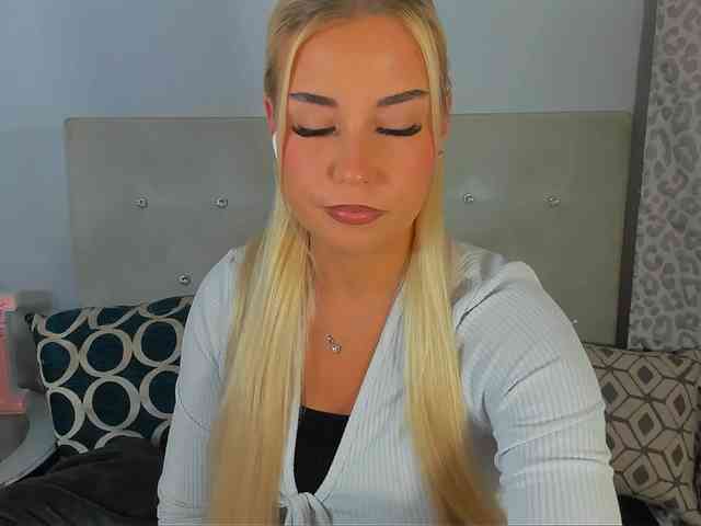 KristyAngel webcam