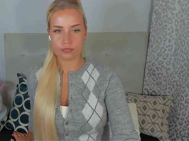 KristyAngel webcam