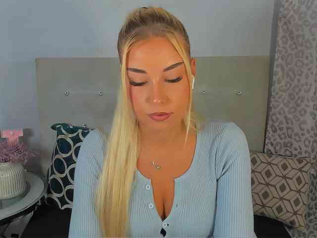 KristyAngel webcam