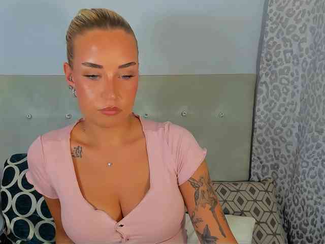 KristyAngel webcam
