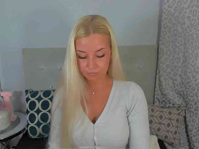 KristyAngel webcam