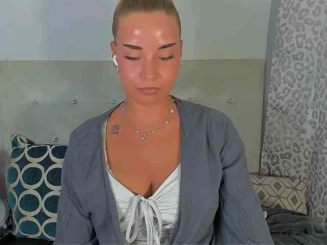 KristyAngel webcam
