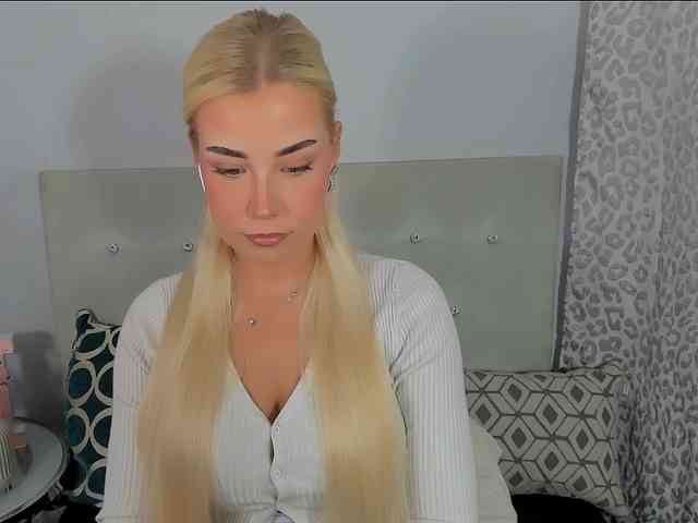KristyAngel webcam