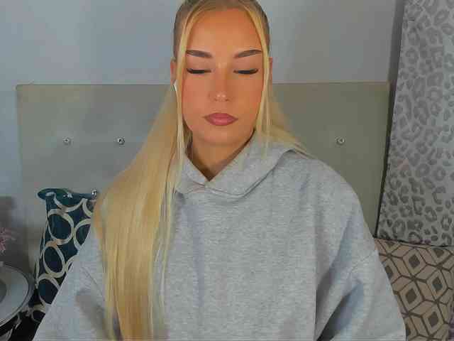KristyAngel webcam