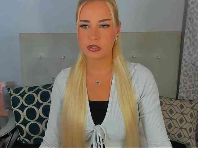 KristyAngel webcam