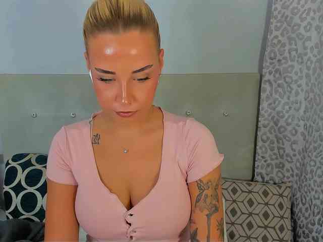 KristyAngel webcam
