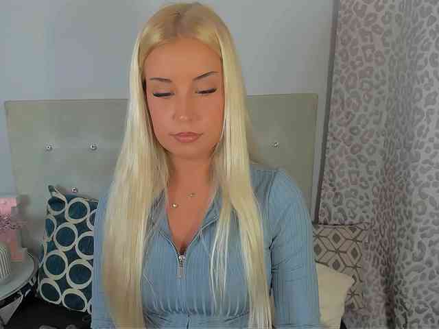 Model: KristyAngel