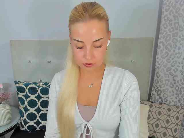 KristyAngel webcam