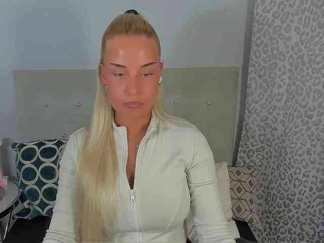 KristyAngel webcam