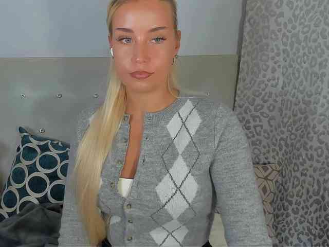 KristyAngel webcam