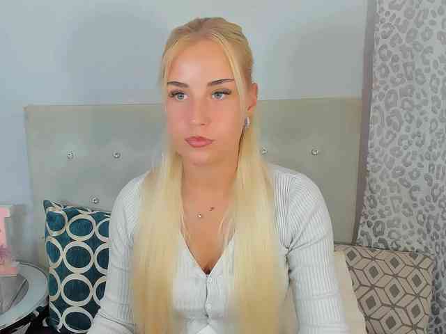 KristyAngel webcam