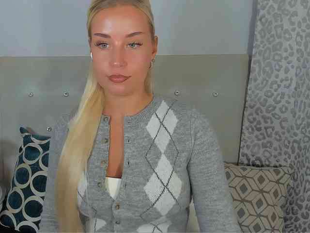 Model: KristyAngel