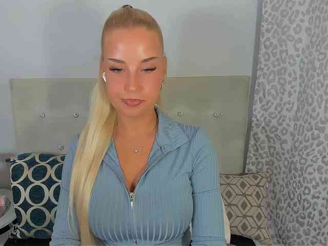 KristyAngel webcam