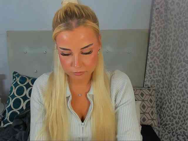 KristyAngel webcam